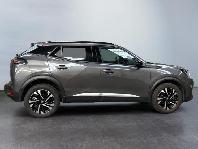 Peugeot 2008 image 2