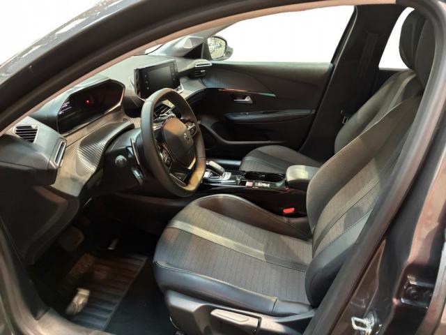 Peugeot 208 image 6
