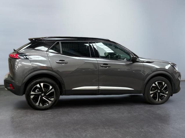 Peugeot 2008 image 8