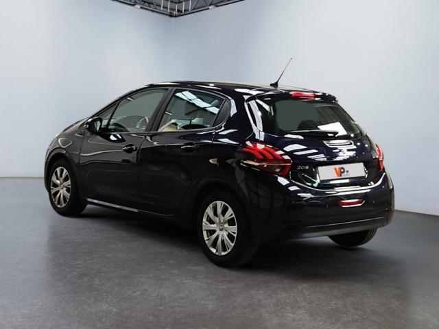 Peugeot 208 image 2