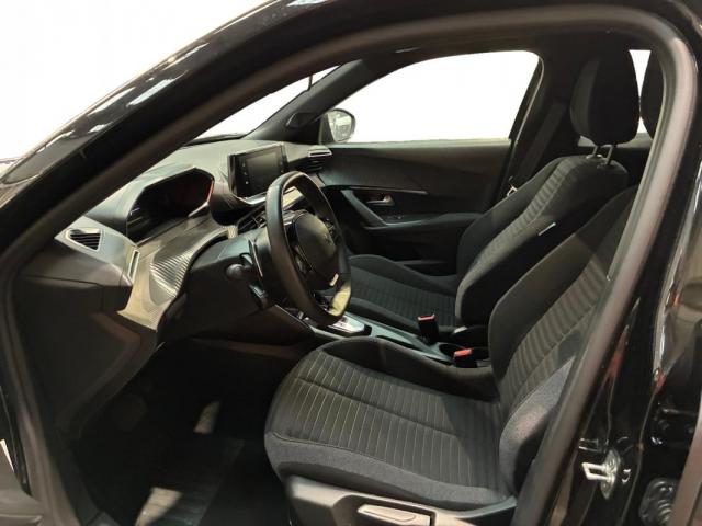 Peugeot 2008 image 1