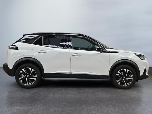 Peugeot 2008 image 1
