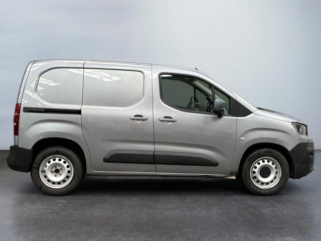 Peugeot Partner image 1