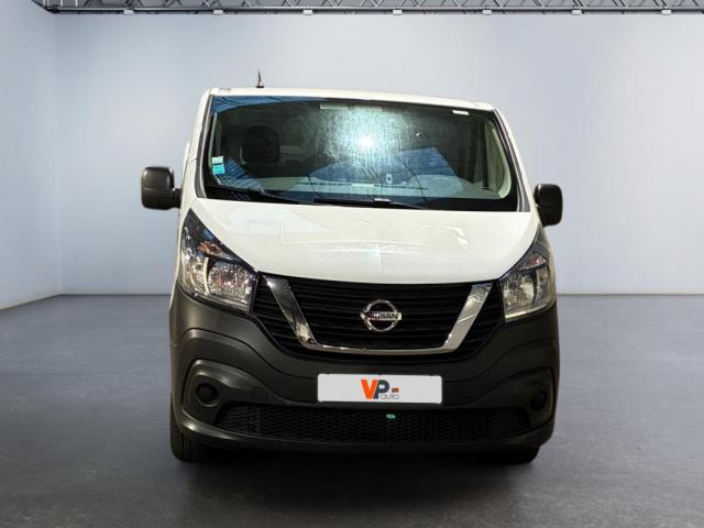 Nissan Nv300 image 5