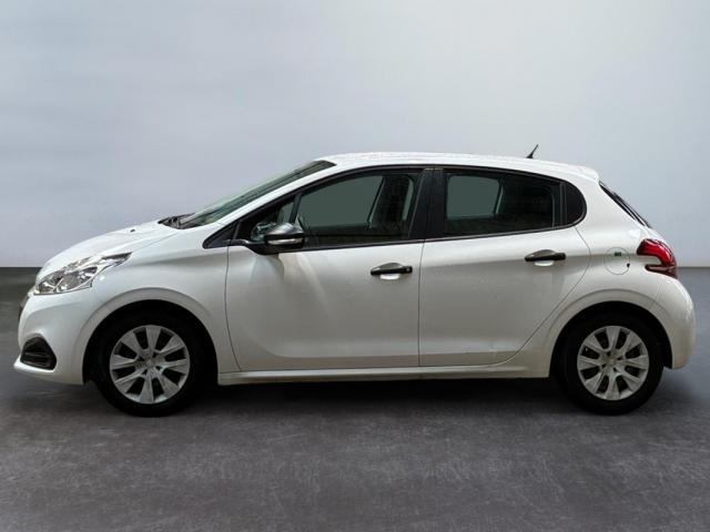 Peugeot 208 image 4