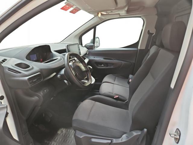 Peugeot Partner image 1