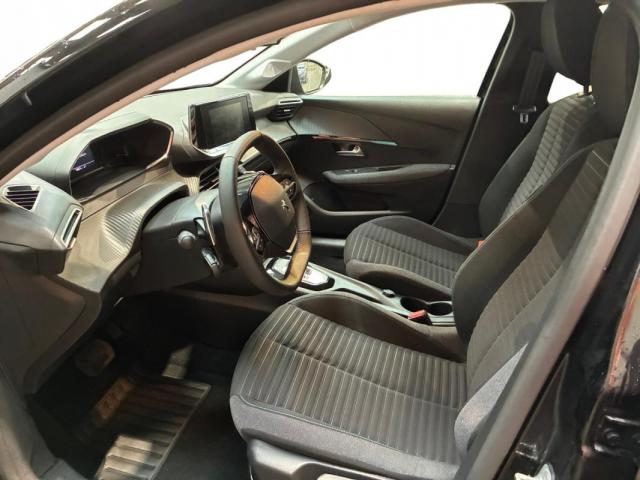 Peugeot 208 image 5