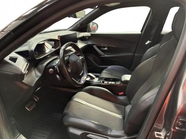 Peugeot 2008 image 1