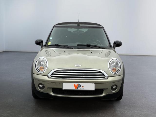 Mini Cabrio image 3