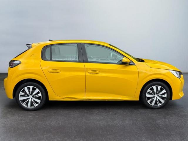 Peugeot 208 image 3