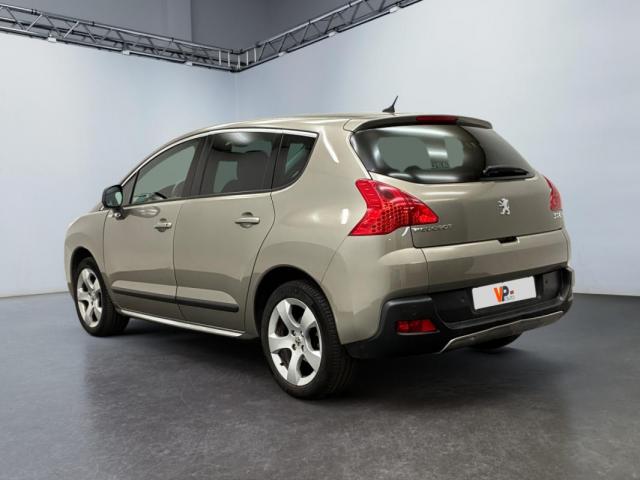 Peugeot 3008 image 2