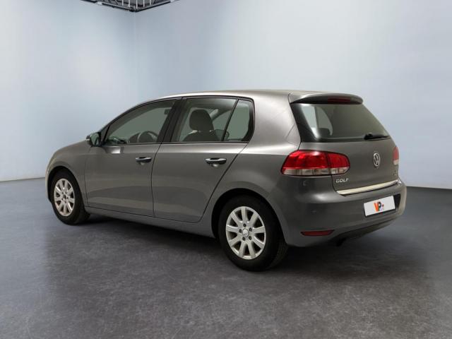 Volkswagen Golf image 6