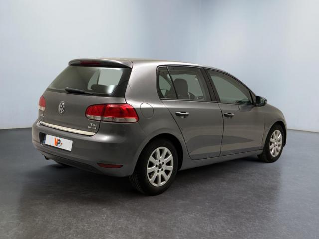 Volkswagen Golf image 8