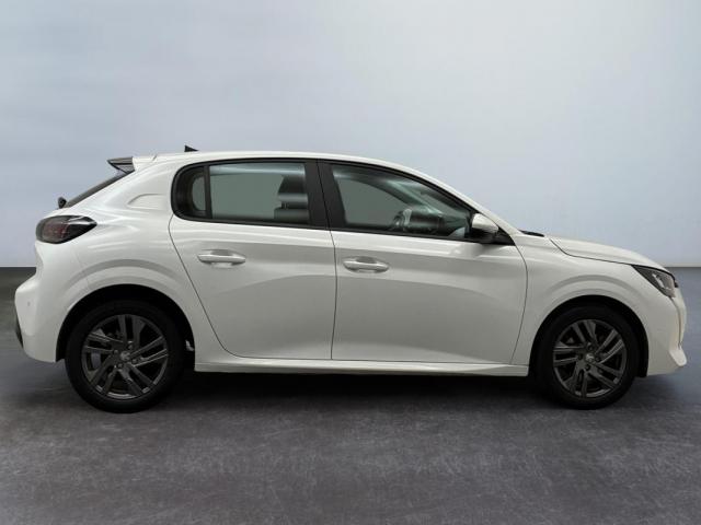 Peugeot 208 image 6