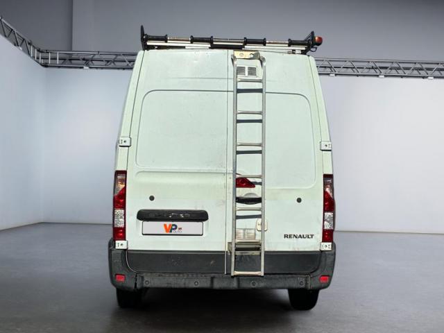 Renault Master image 2