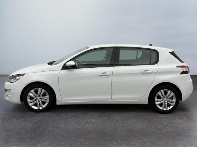 Peugeot 308 image 1