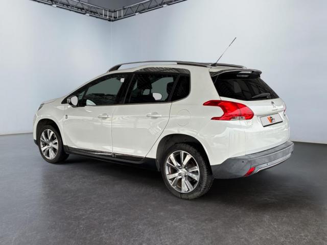 Peugeot 2008 image 8