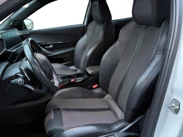 Peugeot 2008 image 4