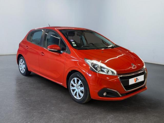 Peugeot 208 image 2