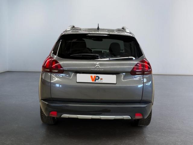 Peugeot 2008 image 8