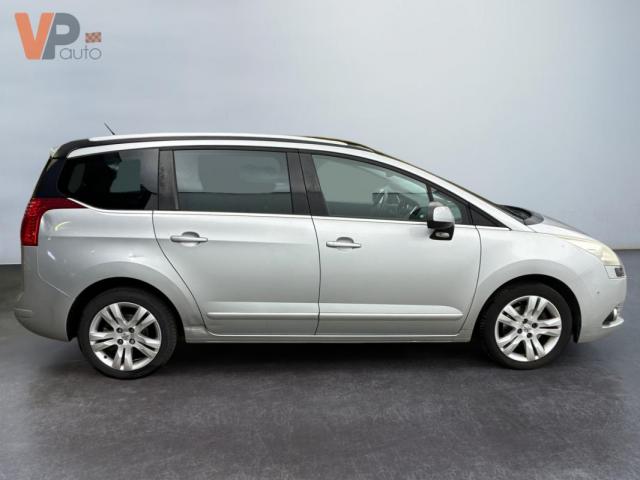 Peugeot 5008 image 3
