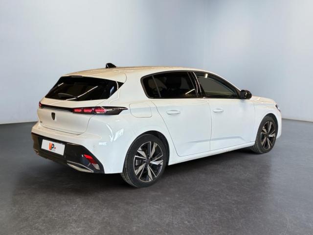 Peugeot 308 image 2