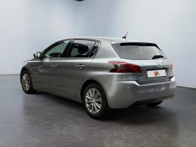 Peugeot 308 image 1