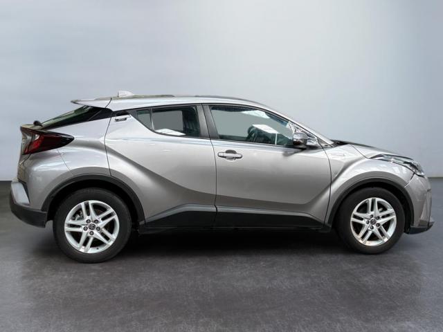 Toyota C-Hr image 5
