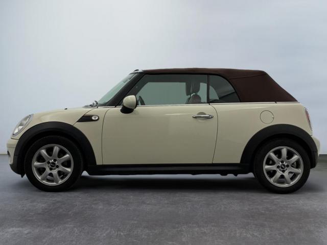 Mini Cabrio image 2