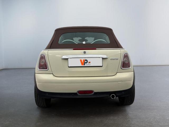 Mini Cabrio image 7