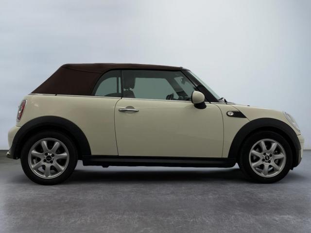 Mini Cabrio image 6