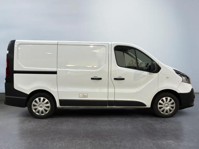 Renault Trafic image 4