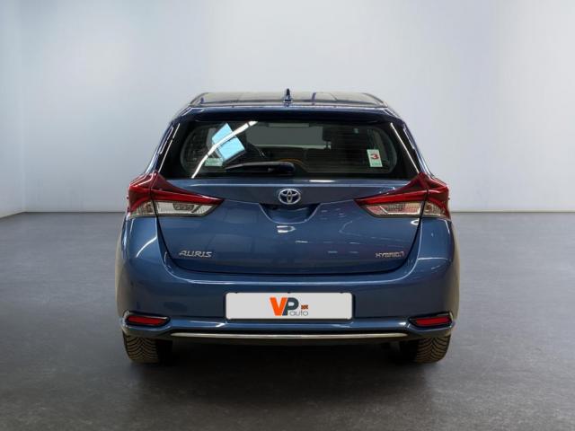 Toyota Auris image 5