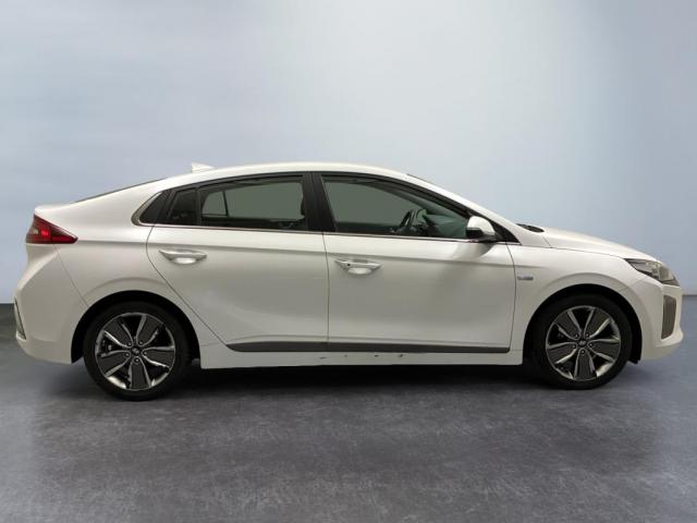 Hyundai Ioniq image 8