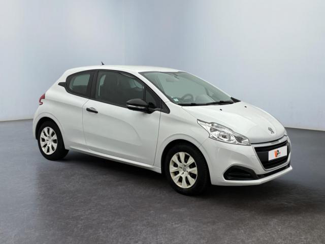 Peugeot 208 image 1
