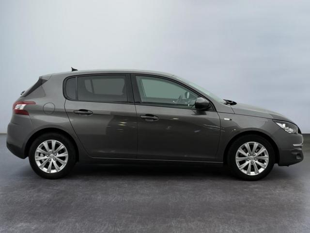 Peugeot 308 image 7