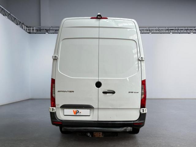 Mercedes Benz Sprinter image 5