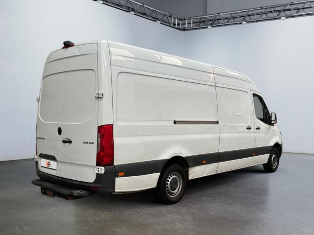 Mercedes Benz Sprinter image 4