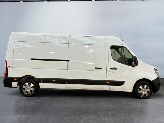 Nissan Interstar image 2