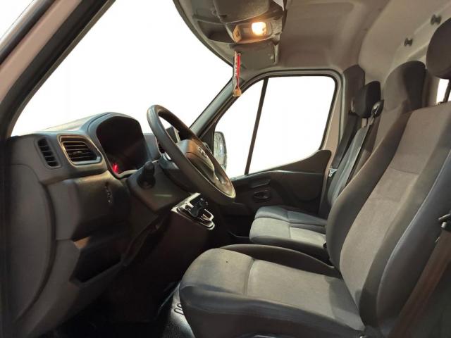 Nissan Interstar image 6