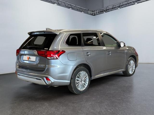 Mitsubishi Outlander Phev image 4