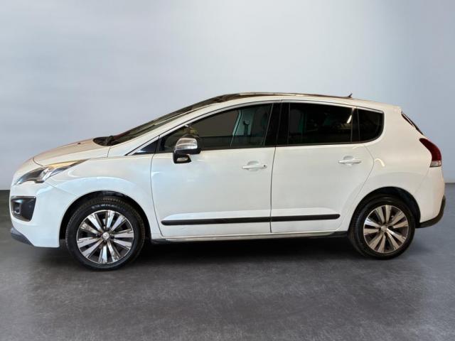 Peugeot 3008 image 2