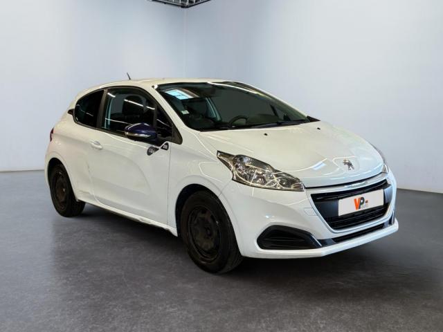 Peugeot 208 image 4