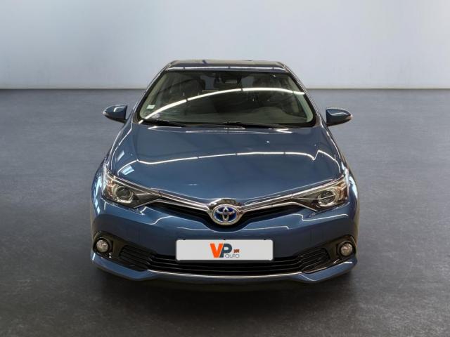 Toyota Auris image 6