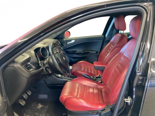 Alfa Romeo Giulietta image 5