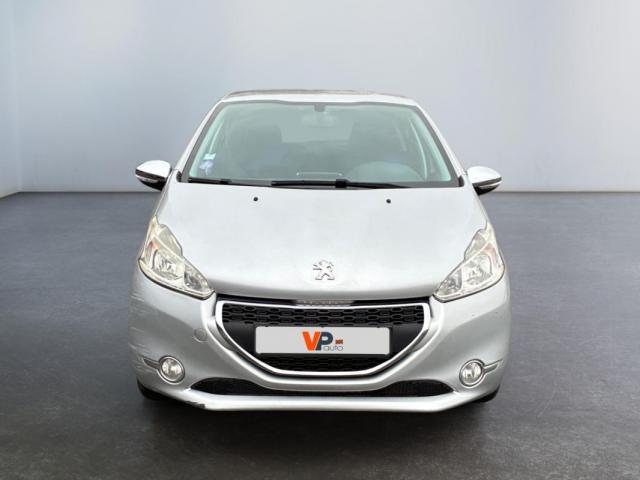 Peugeot 208 image 2