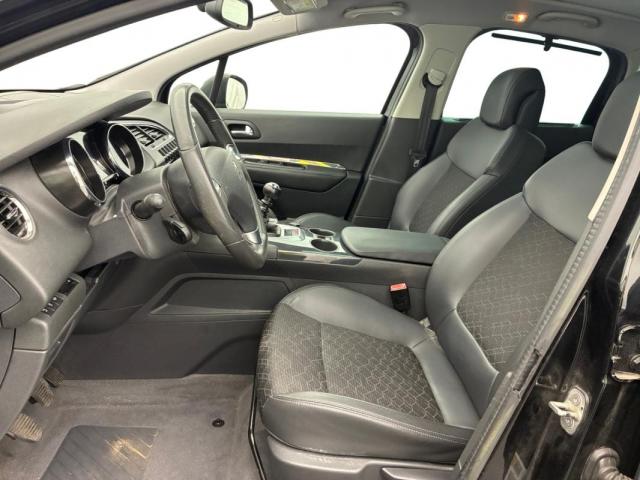 Peugeot 3008 image 1
