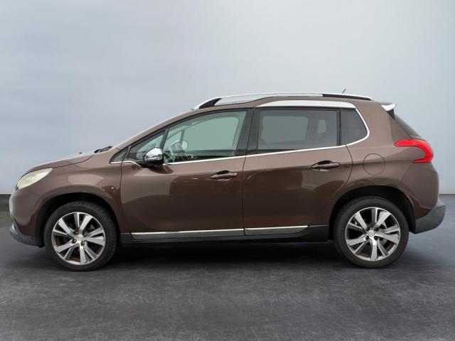 Peugeot 2008 image 8