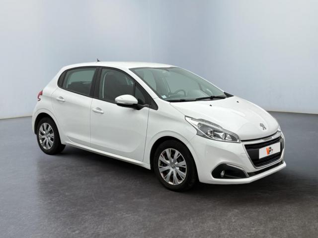 Peugeot 208 image 1