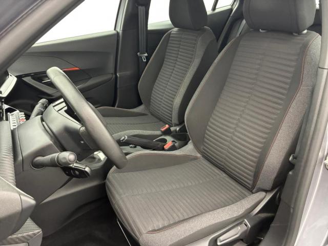 Peugeot 2008 image 3